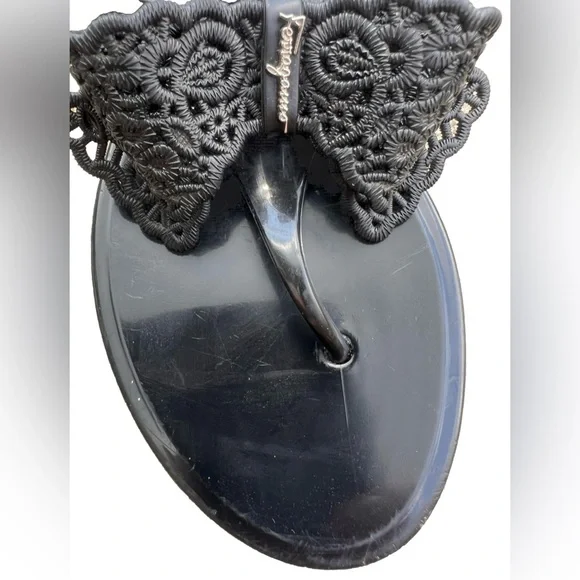 Salvatore Ferragamo Pandy Black Bow Jelly Sandals - Picture 6 of 9